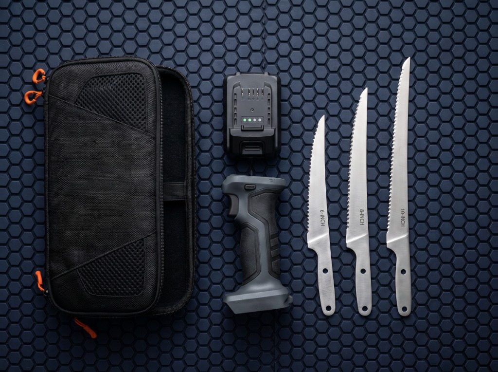 Cordless electric fillet knife system with interchangeable blades, lithium battery and ballistic nylon case